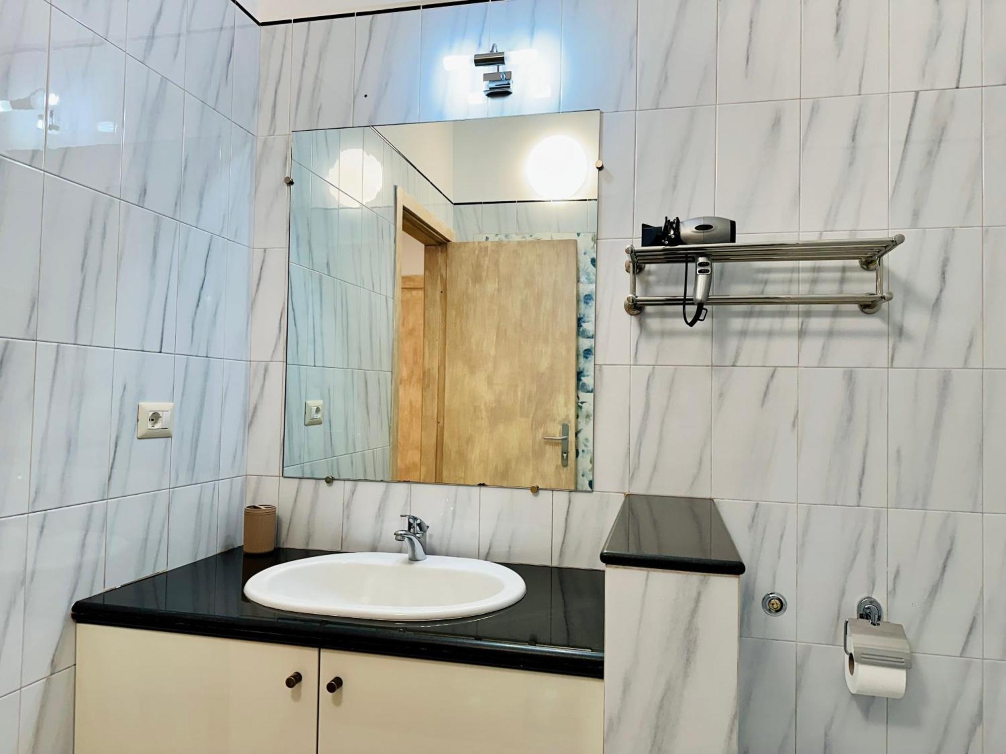 Unique Rooms In Centro Citta Bagno Privato E Climatizzatore Рагуза Екстериор снимка
