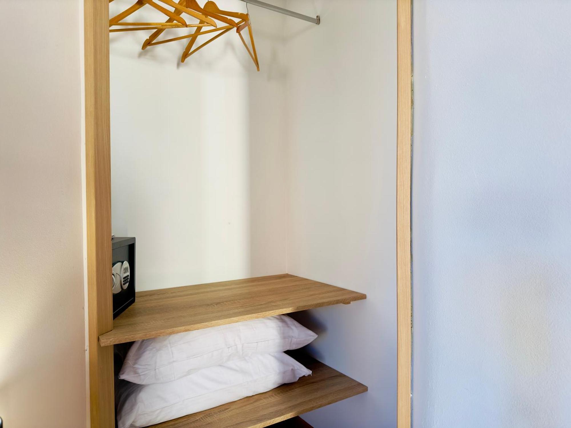 Unique Rooms In Centro Citta Bagno Privato E Climatizzatore Рагуза Екстериор снимка