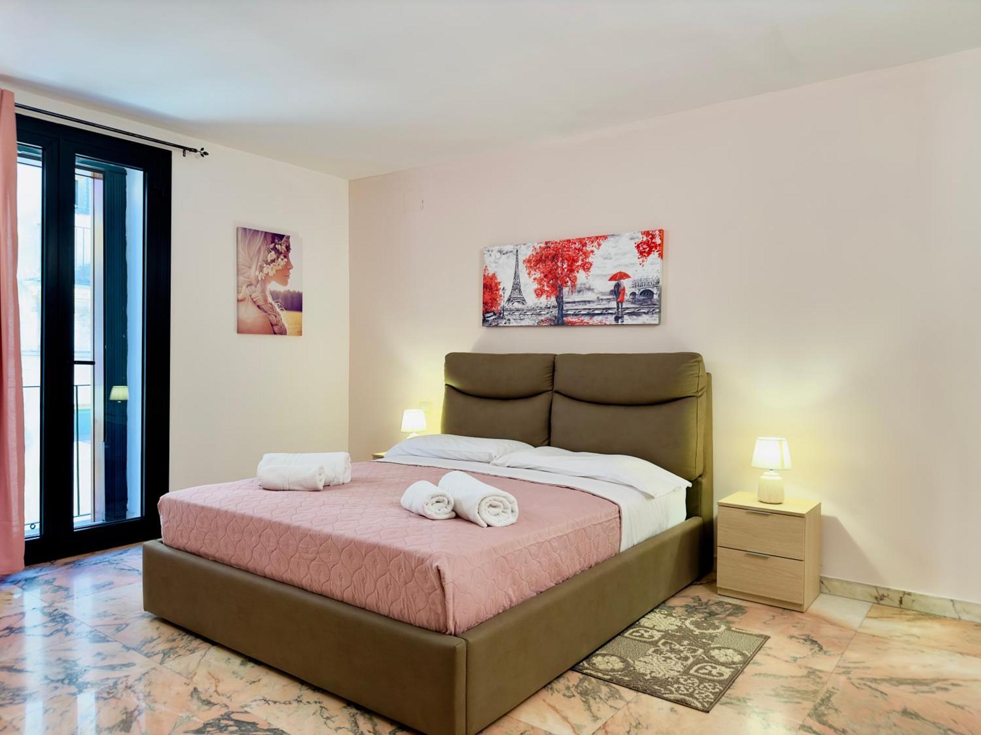 Unique Rooms In Centro Citta Bagno Privato E Climatizzatore Рагуза Екстериор снимка